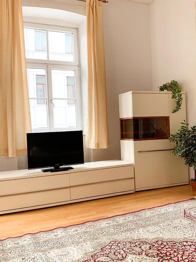 Pension Huber - Apartement Wien 9 Екстер'єр фото